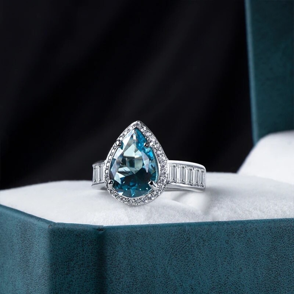 925 Fine Jewelry Water Drop Shaped Blue Zircon Ring